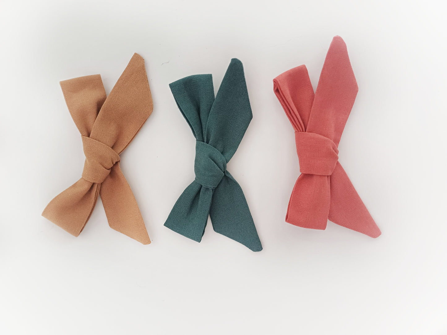 Alice, the tied knot