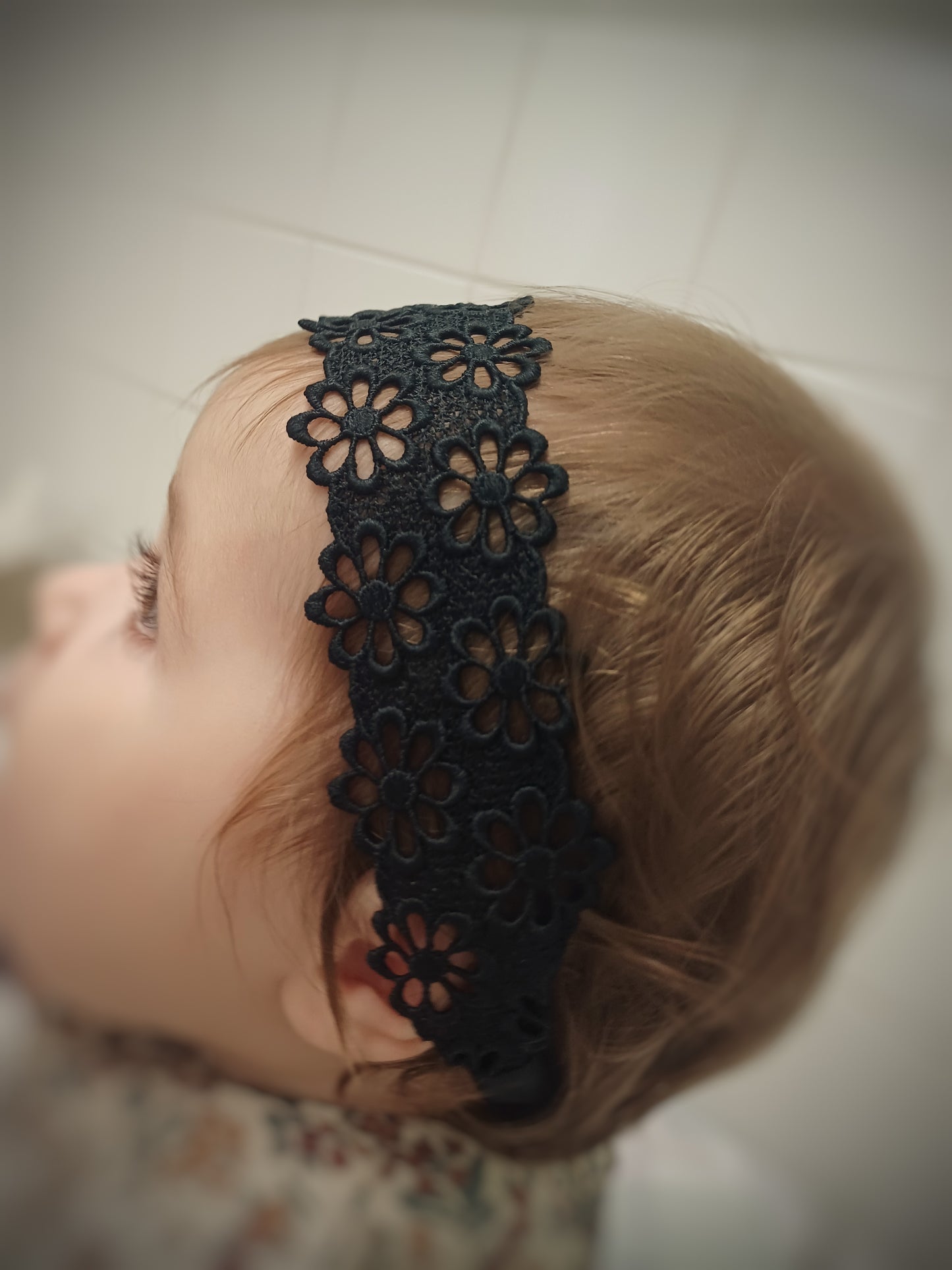 Maybel, the lace headband