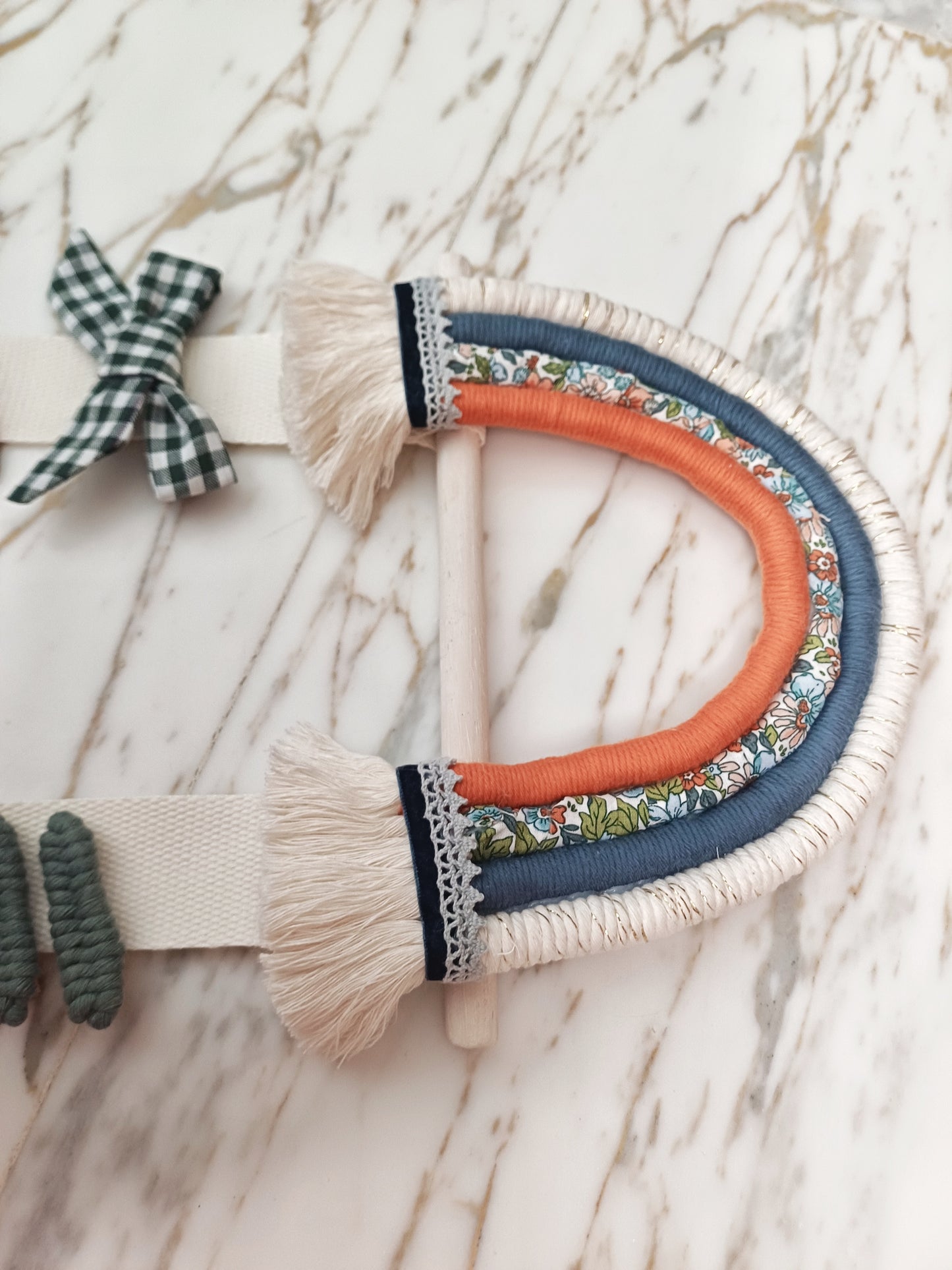 Aurore, the rainbow clip holder