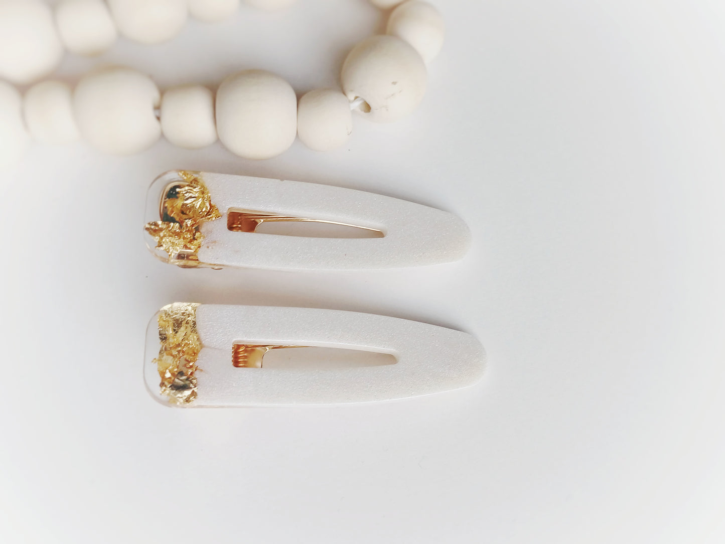 Soléa, the resin hair clips