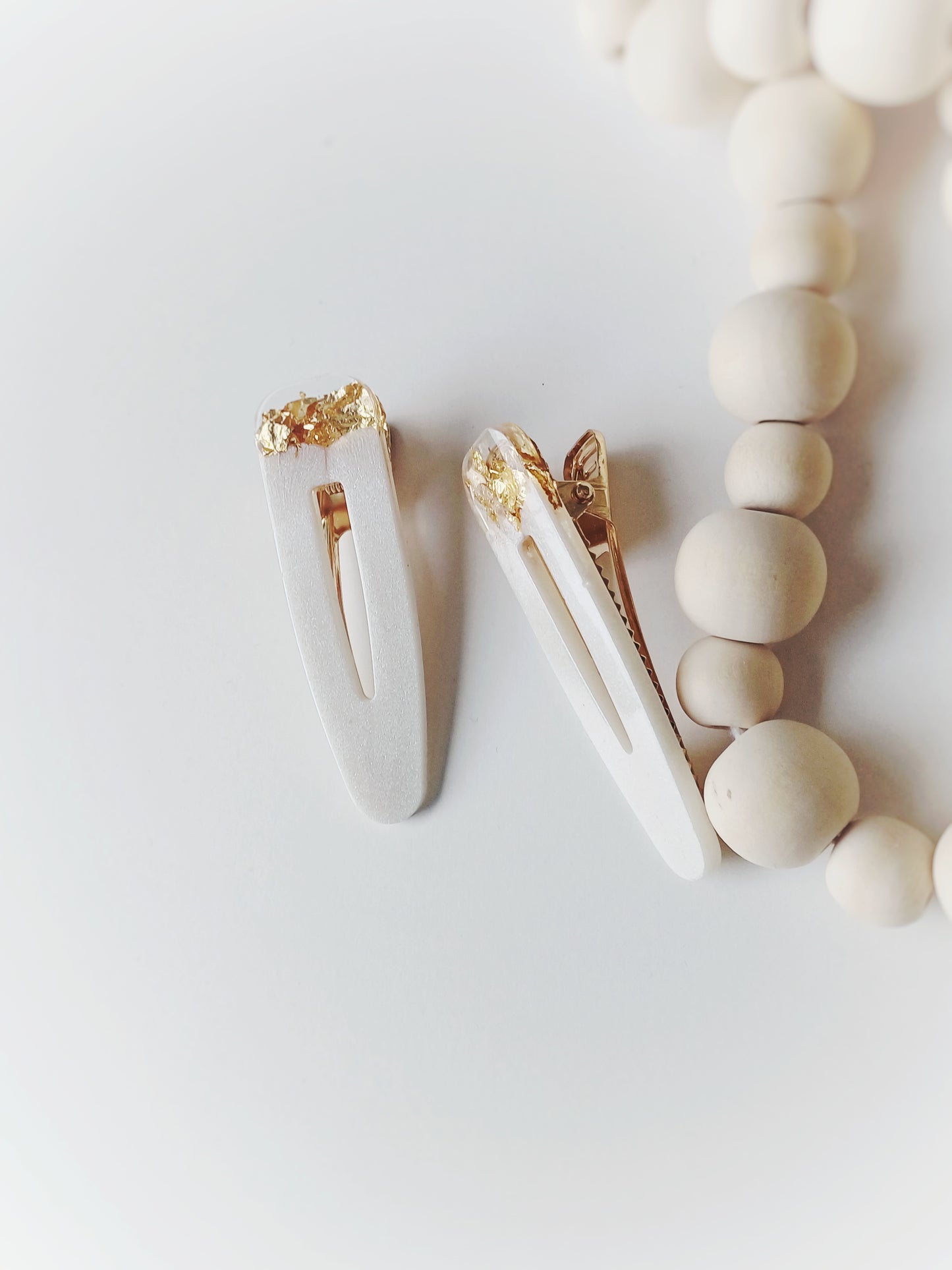 Soléa, the resin hair clips