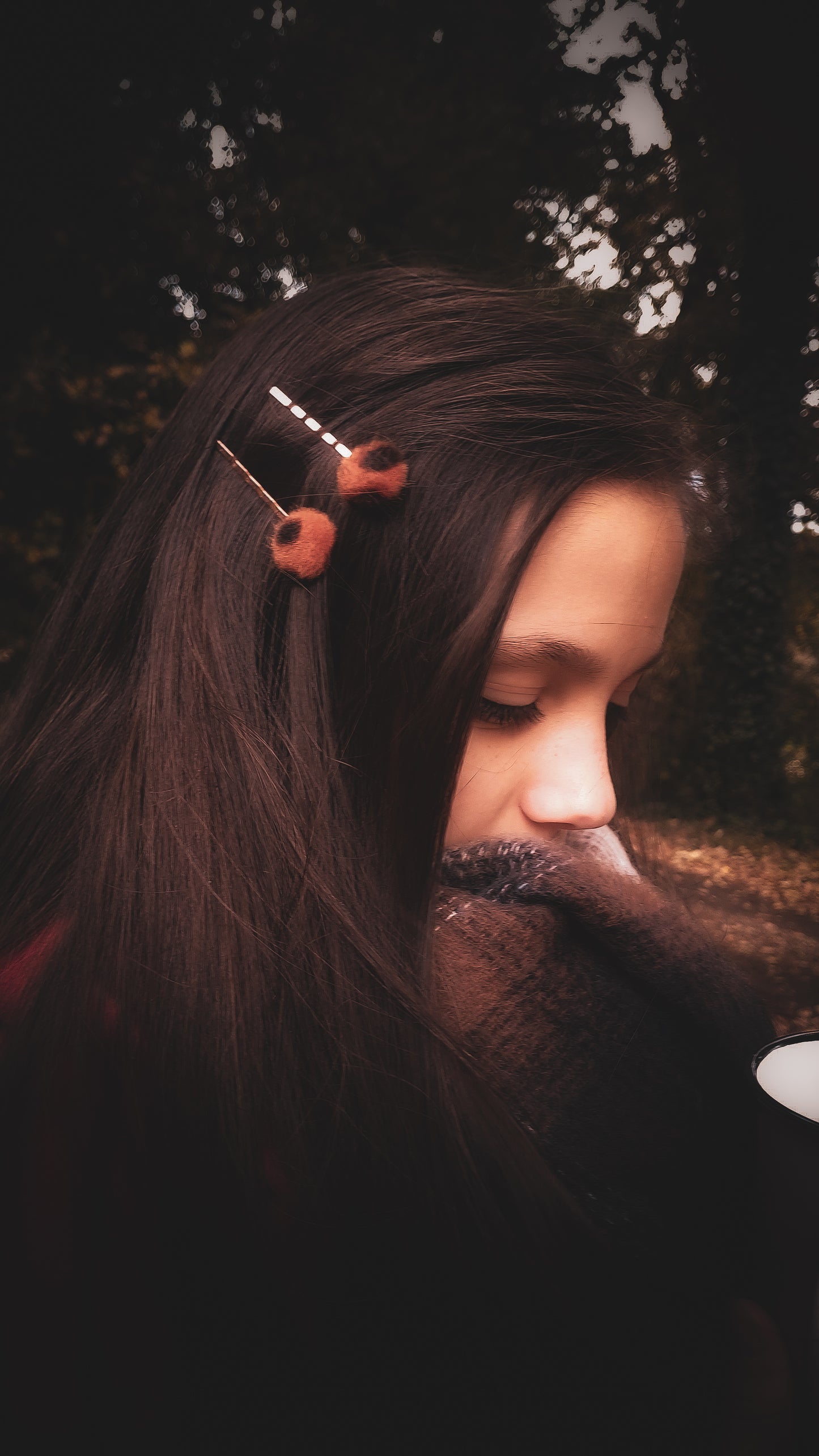 Holly, the fur barrettes