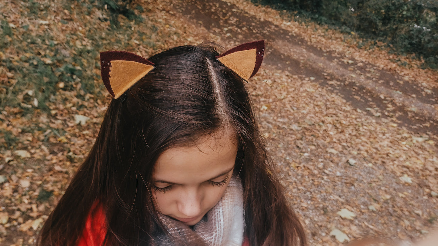 Lucia, the ear clips
