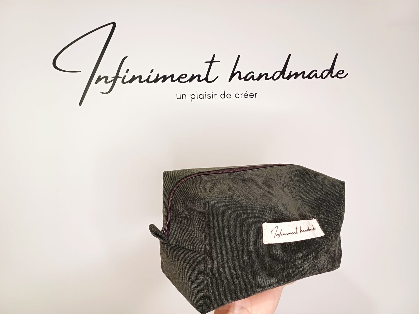 Alexis, la grande trousse de toilette velours