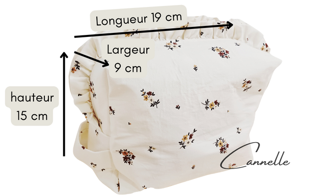 Colette, la trousse de toilette et son chouchou