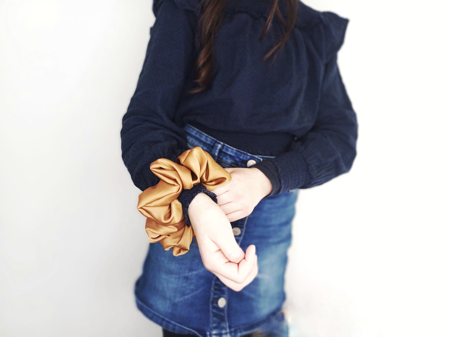 Alba, the REGULAR satin scrunchie