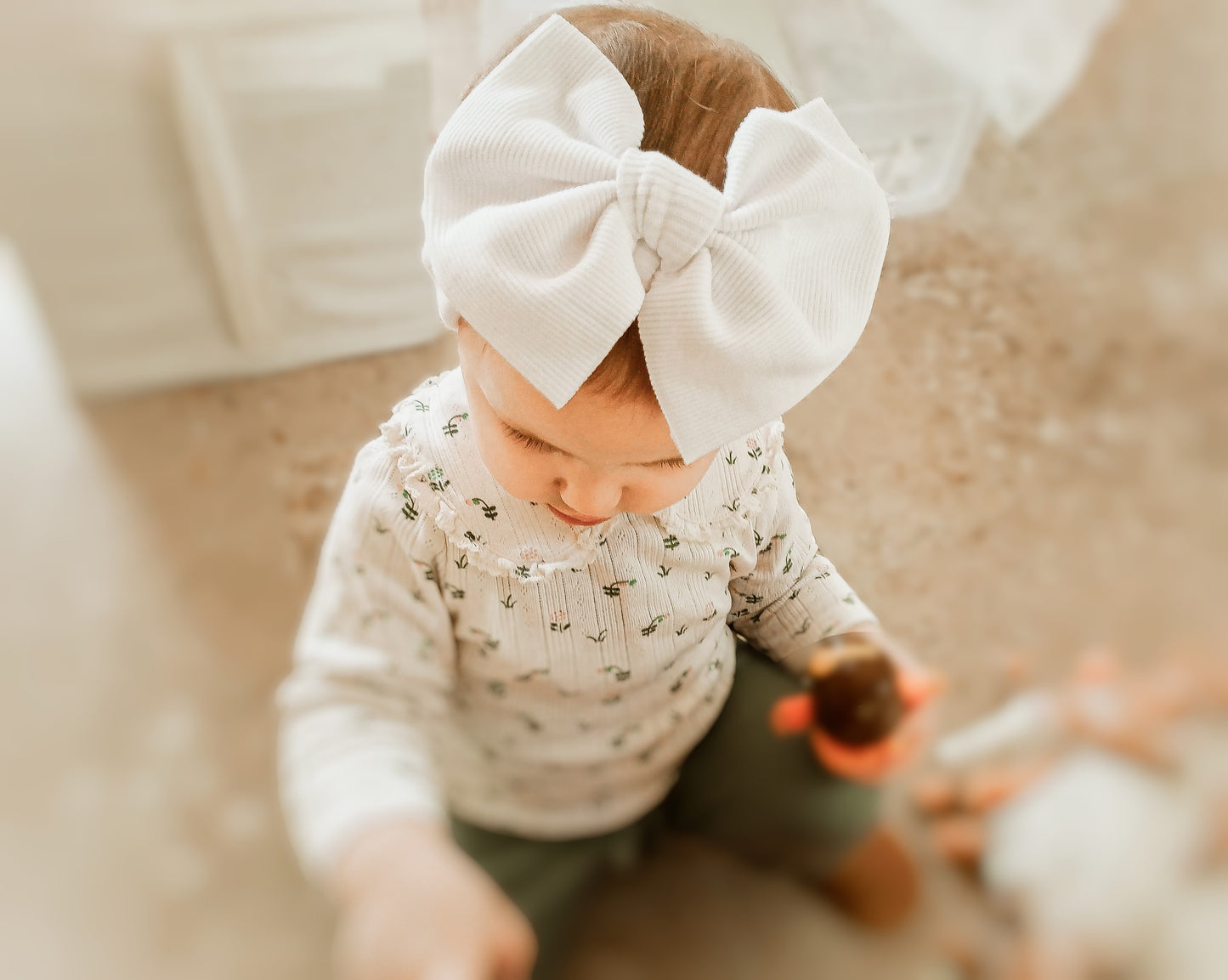 Amorelle, the knot headband