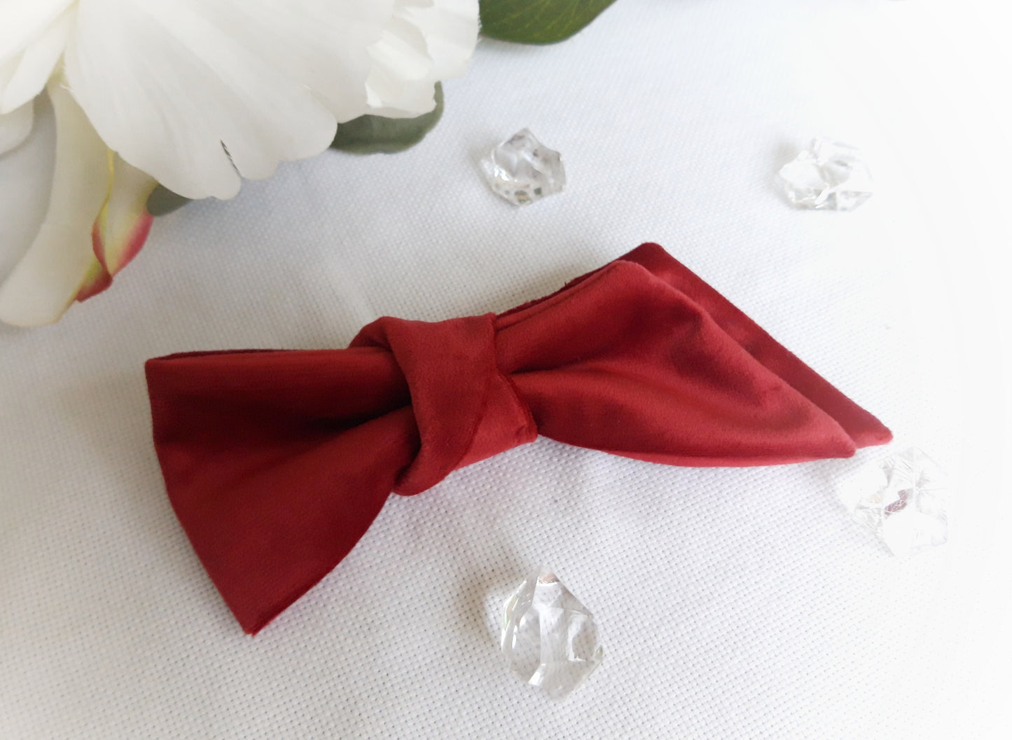 Antoinette, the chic velvet bow