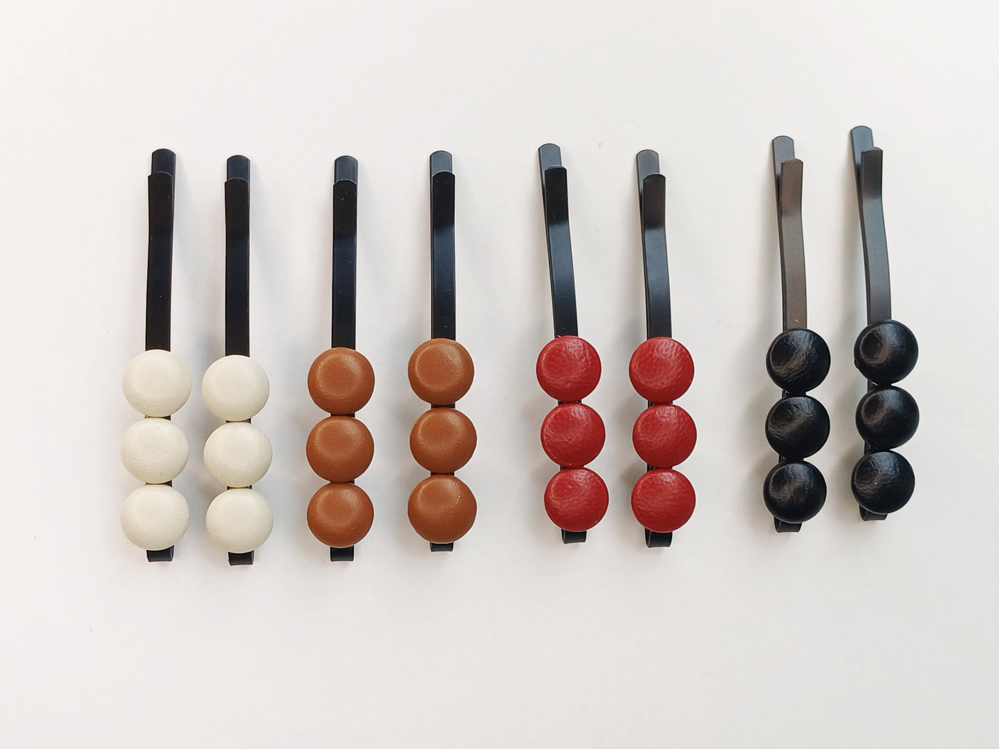 Dakota, les hair slides cuir