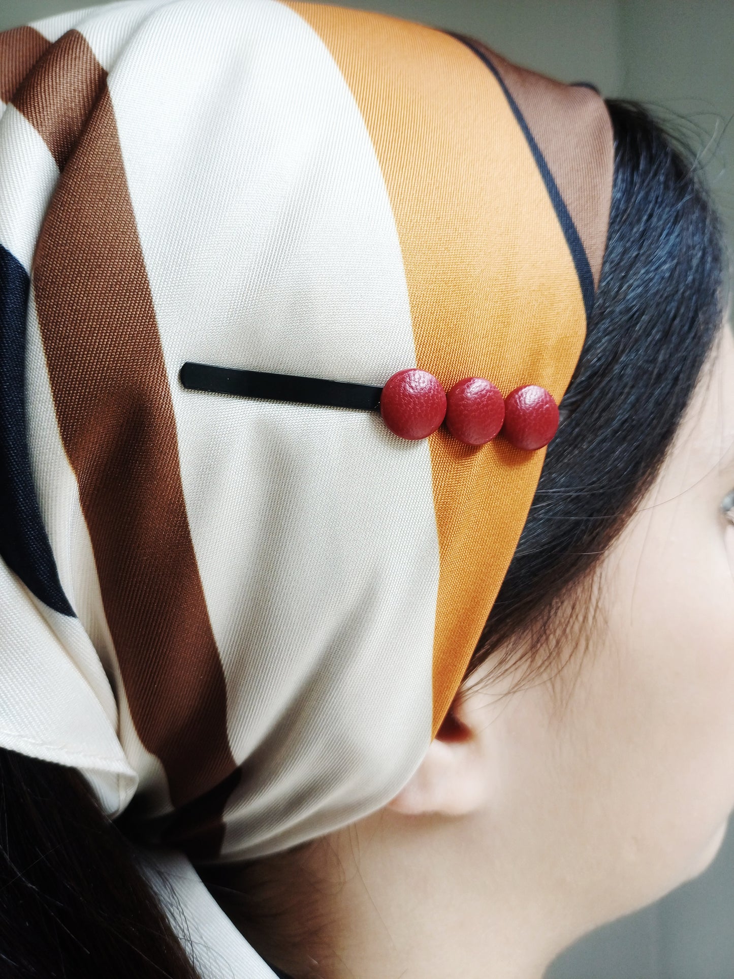 Dakota, les hair slides cuir